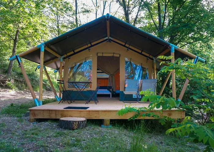 Bivouac Nature, Tentes Dans Les Cevennes